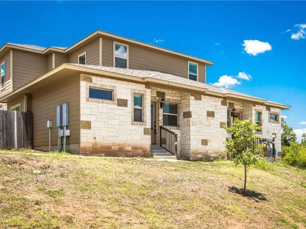 134 Honopu DR, Bastrop, TX 78602