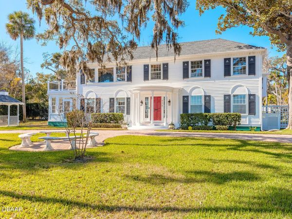 458 S Beach Street, Ormond Beach, FL 32174