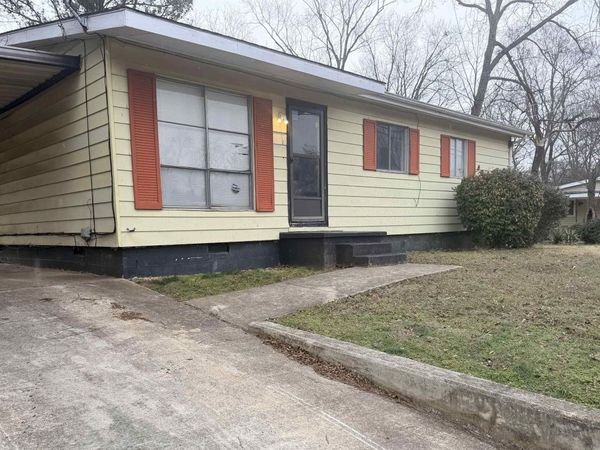 702 Mastin Lake Road, Huntsville, AL 35811