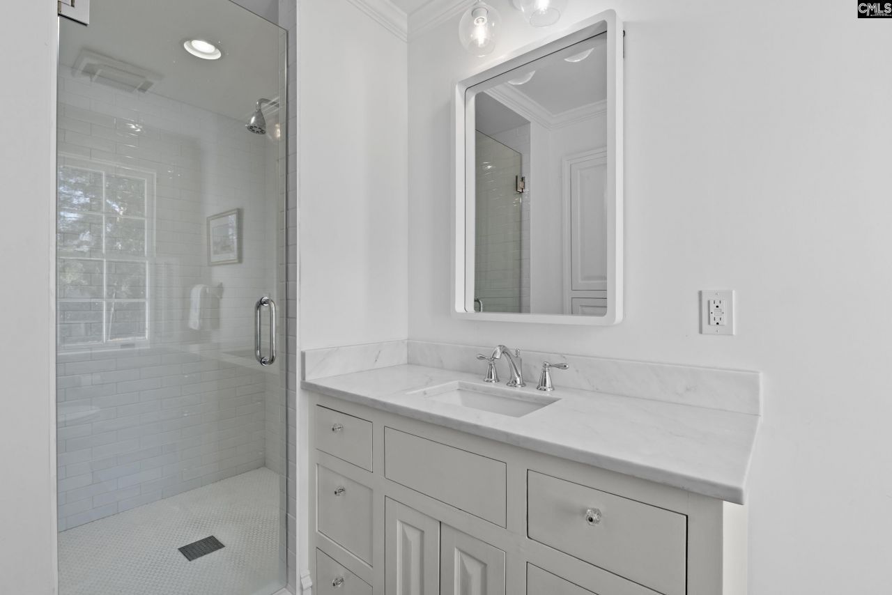 2031 Lyttleton Street Photo 39