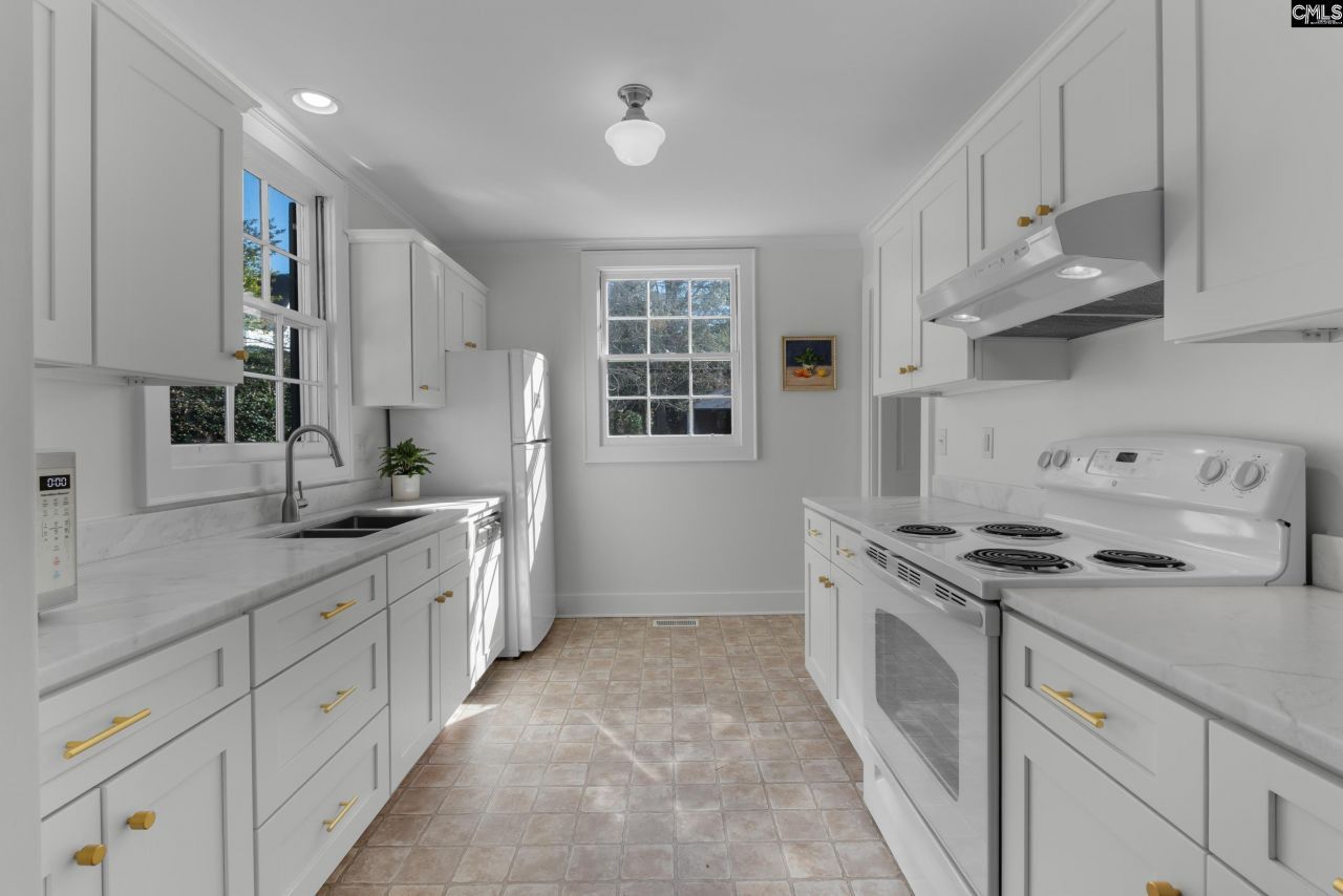 2031 Lyttleton Street Photo 54