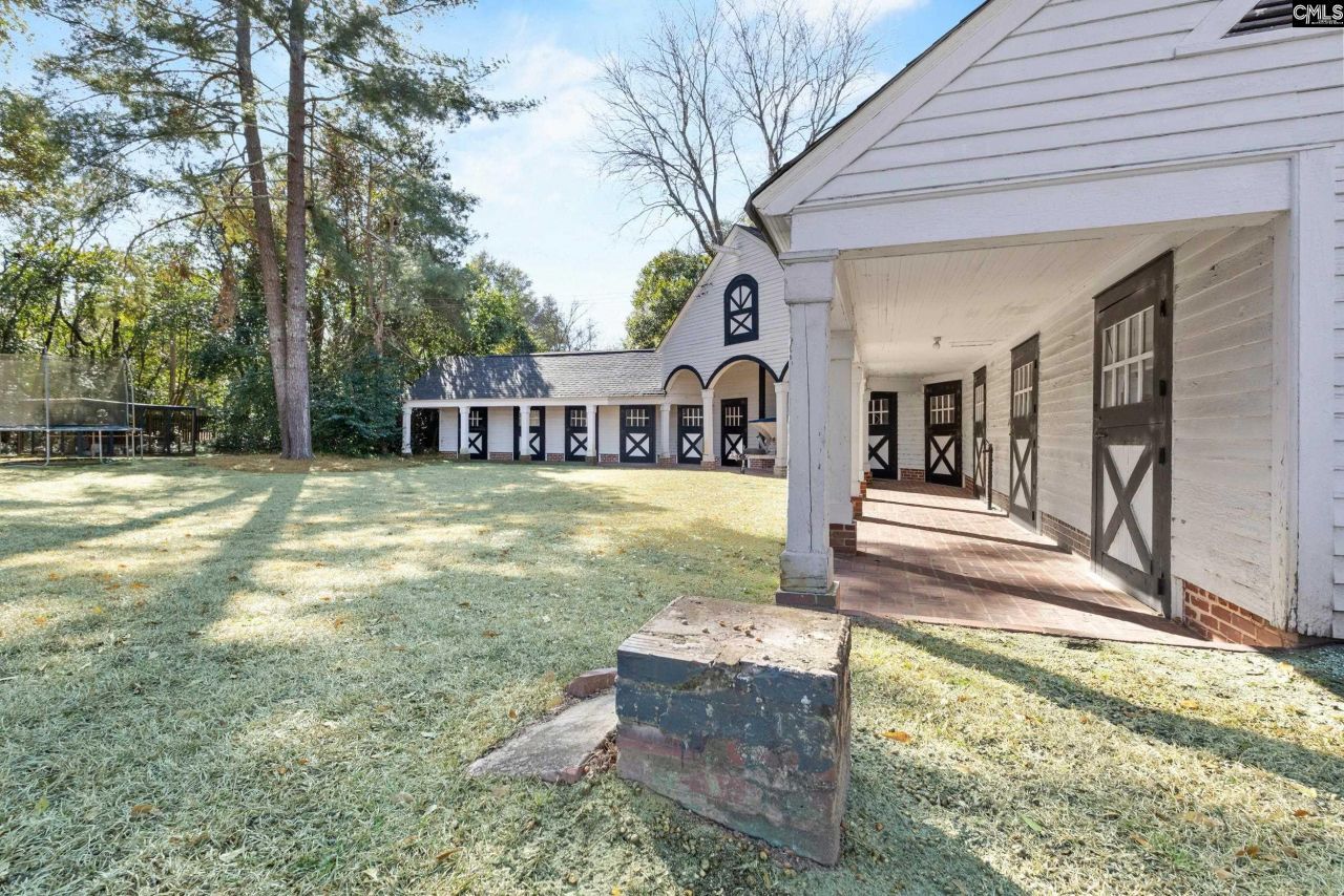 2031 Lyttleton Street Photo 59