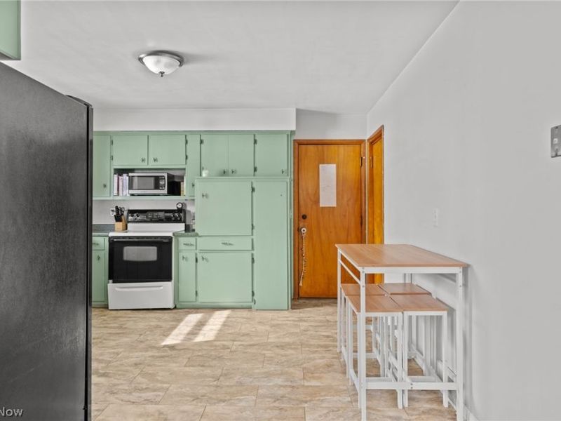 619 Moore Road, Akron, OH 44319 Photo 27