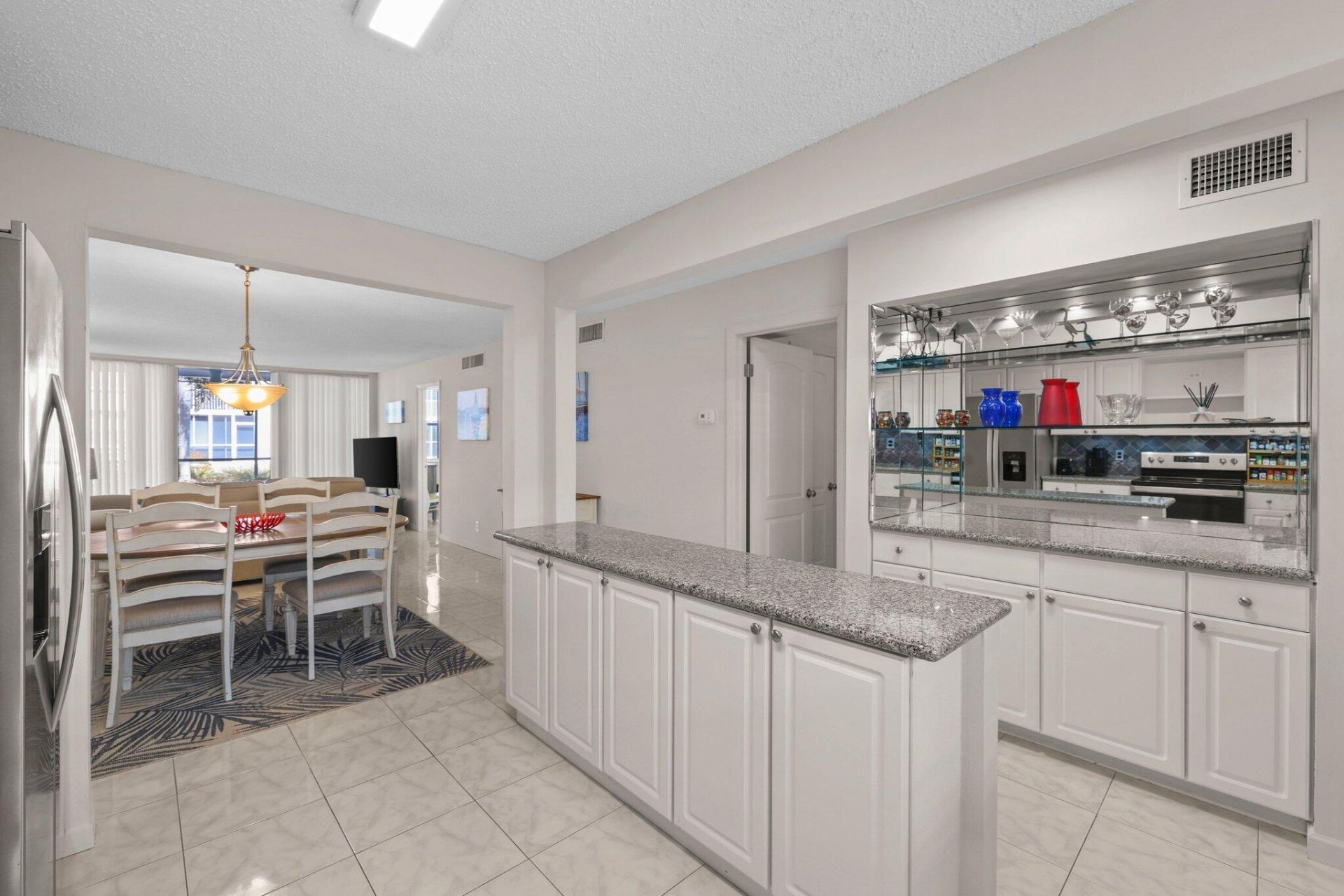 2008 S Federal Highway, Unit 108, Boynton Beach, FL 33435 Photo