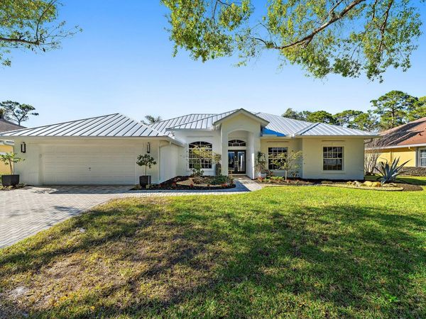 8888 SW Fishermans Wharf Drive, Stuart, FL 34997