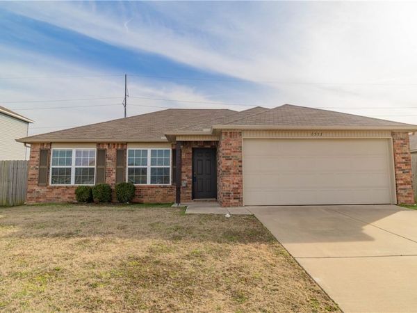 1531 Scotland Drive, Centerton, AR 72719