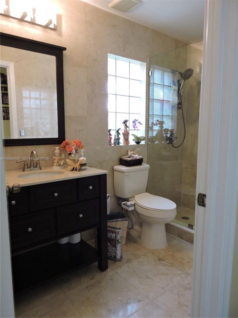 10575 SW 12th Mnr, Pembroke Pines, FL 33025 Photo