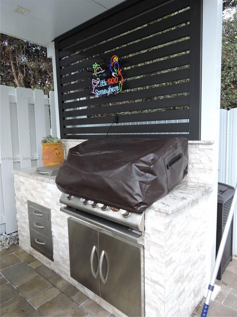 10575 SW 12th Mnr, Pembroke Pines, FL 33025 Photo