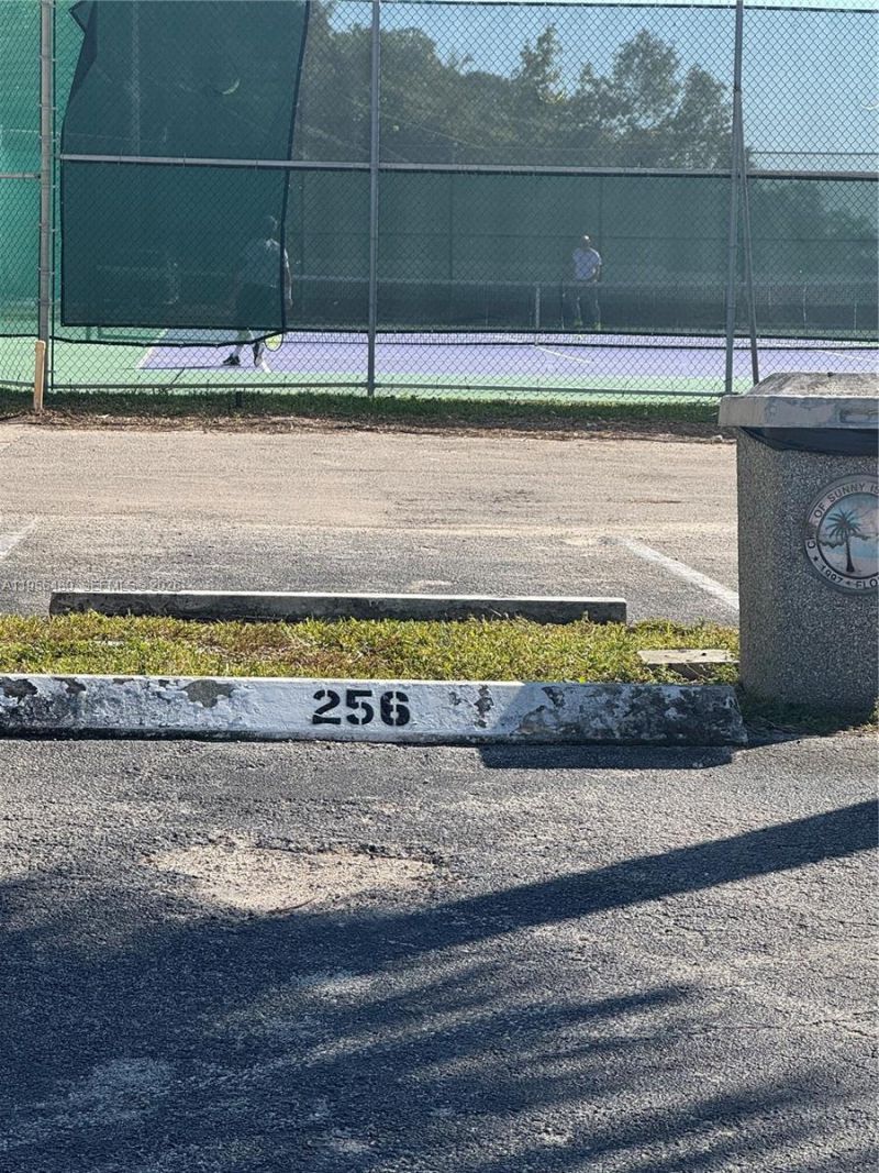 300 Bayview Dr , Unit 501, Sunny Isles Beach, FL 33160 Photo