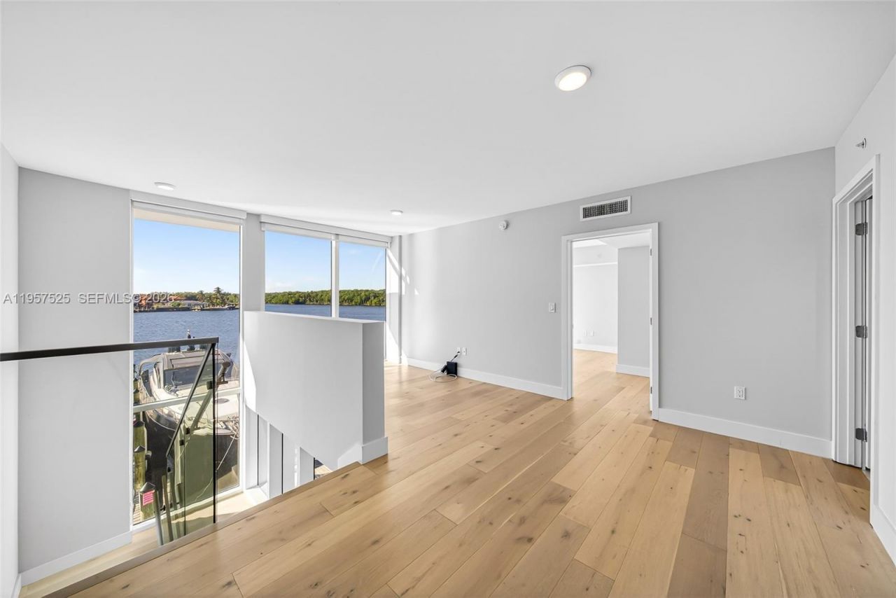 400 Sunny Isles Blvd, Unit 102, Sunny Isles Beach, FL 33160 Photo