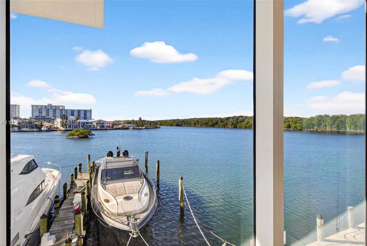 400 Sunny Isles Blvd, Unit 102, Sunny Isles Beach, FL 33160 Photo