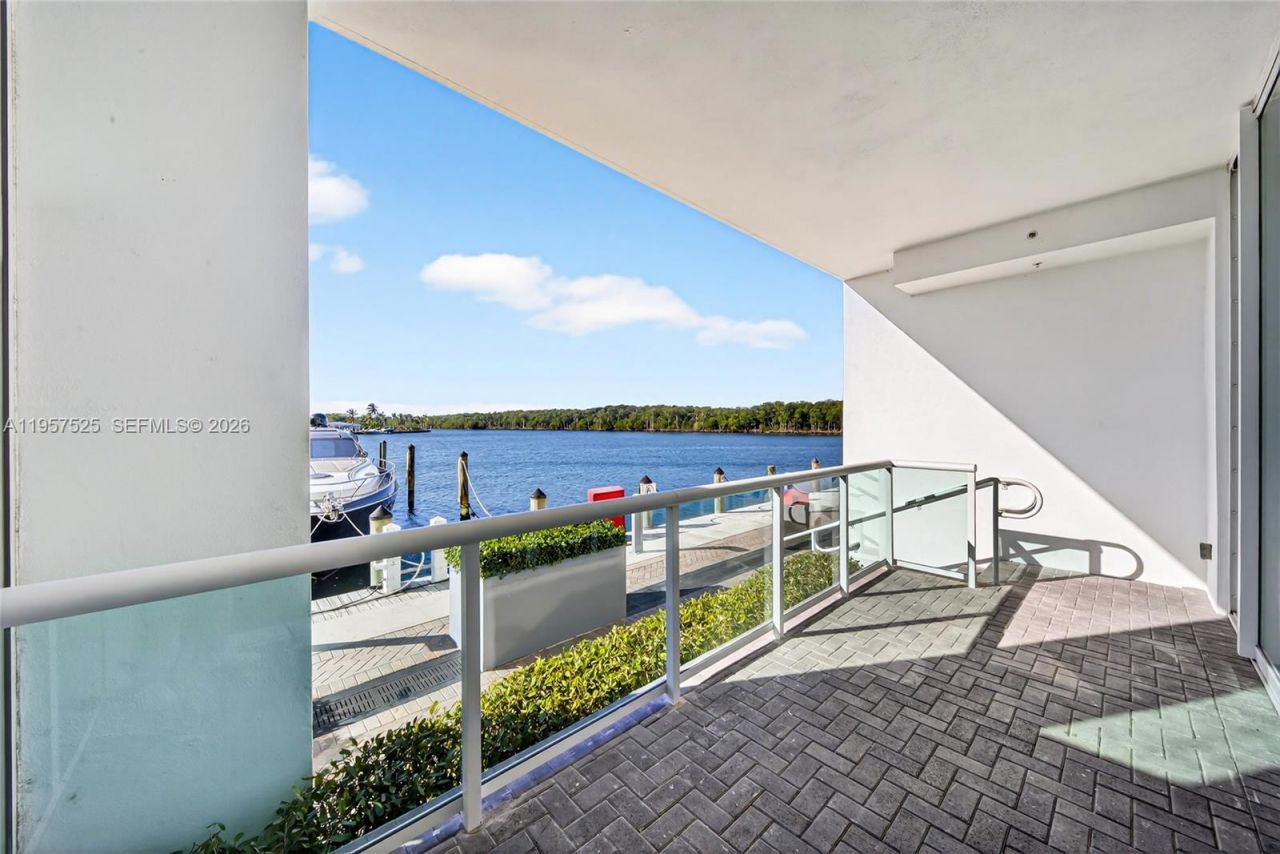 400 Sunny Isles Blvd, Unit 102, Sunny Isles Beach, FL 33160 Photo