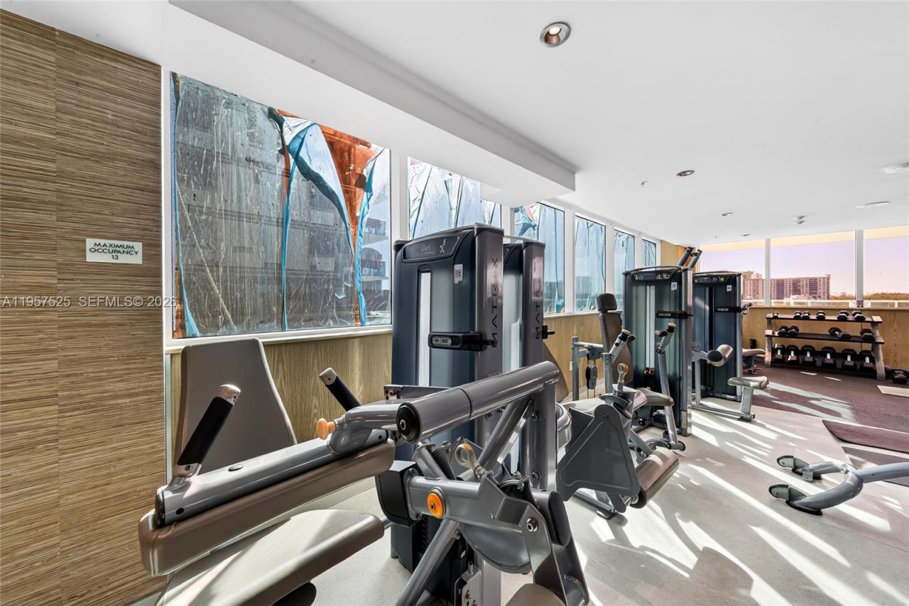 400 Sunny Isles Blvd, Unit 102, Sunny Isles Beach, FL 33160 Photo