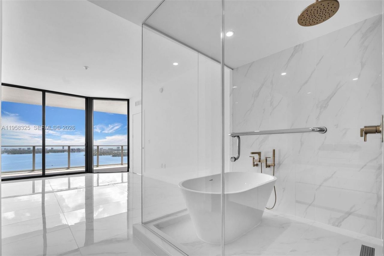 700 NE 24th Street , Unit 4507, Miami, FL 33137 Photo