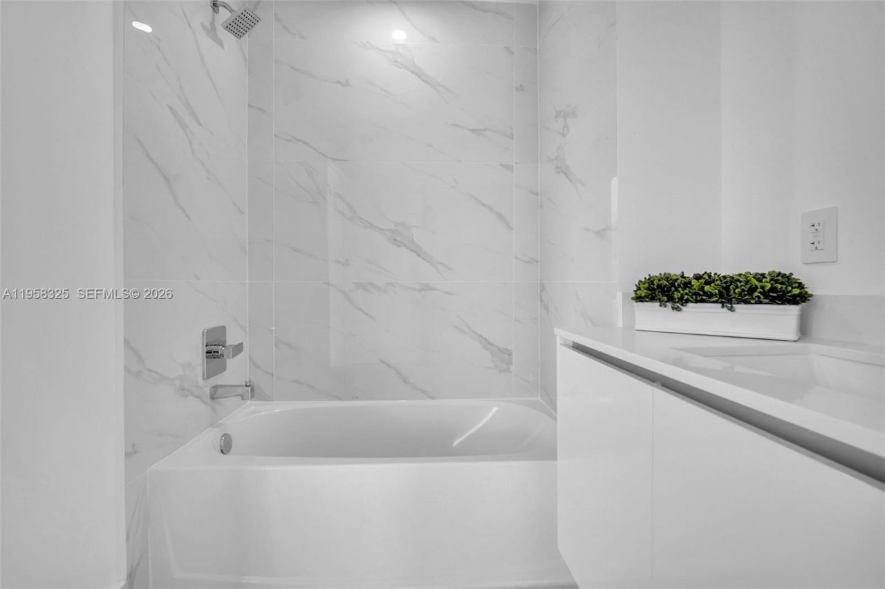 700 NE 24th Street , Unit 4507, Miami, FL 33137 Photo