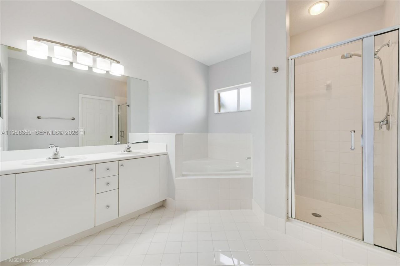 22604 SW 94th Ct, Cutler Bay, FL 33190 Photo