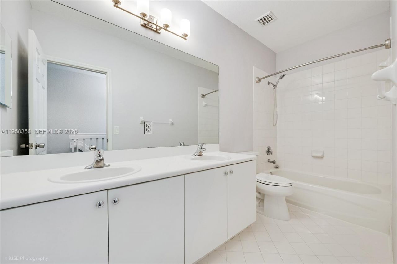 22604 SW 94th Ct, Cutler Bay, FL 33190 Photo