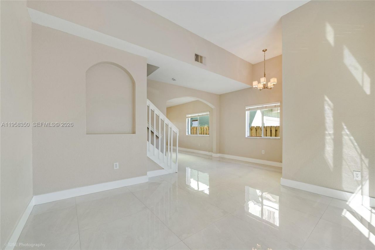 22604 SW 94th Ct, Cutler Bay, FL 33190 Photo