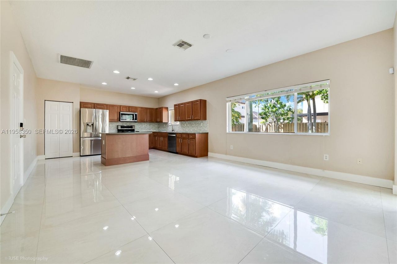 22604 SW 94th Ct, Cutler Bay, FL 33190 Photo