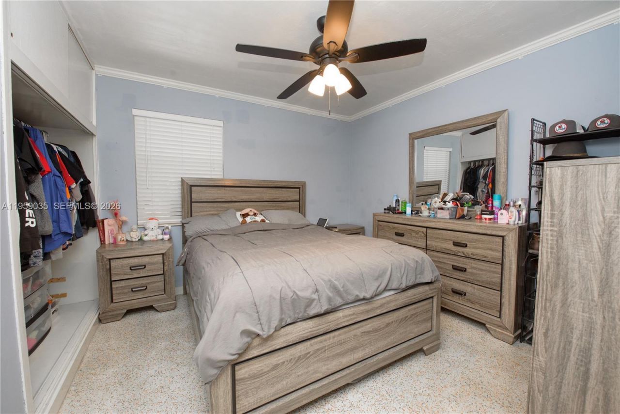 1560 NE 11th St , Homestead, FL 33033 Photo