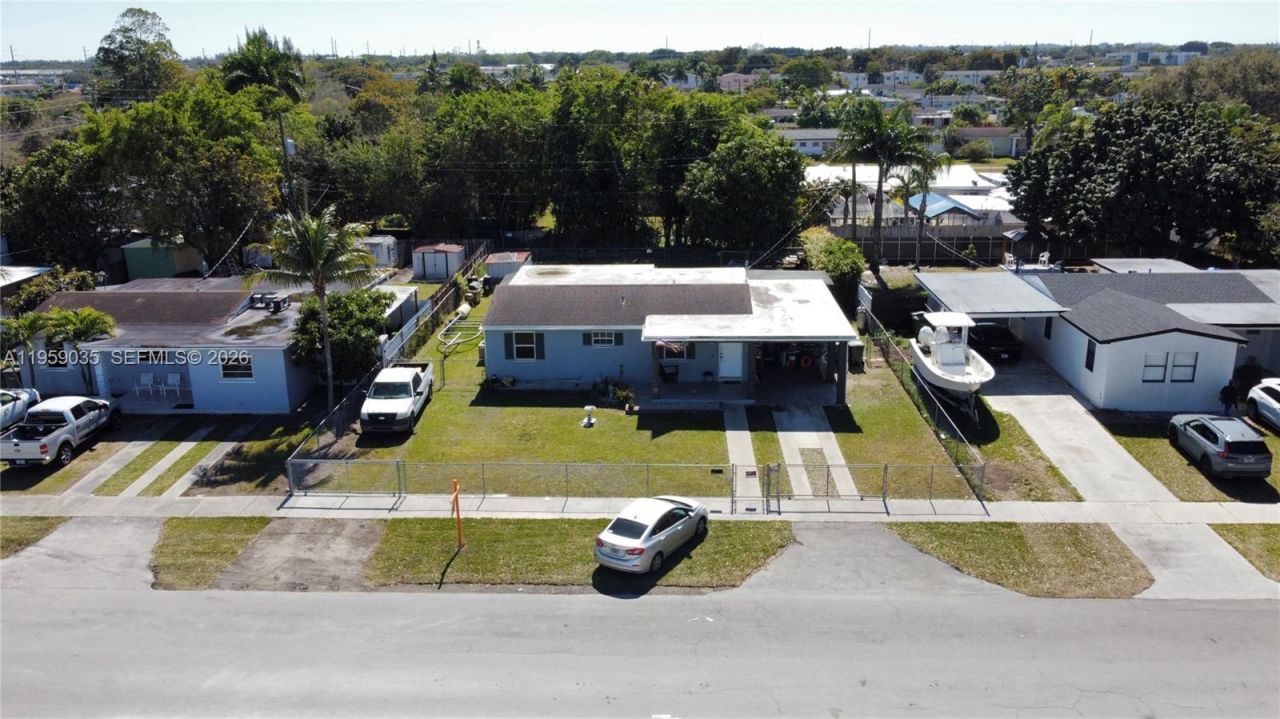 1560 NE 11th St, Homestead, FL 33033 Photo