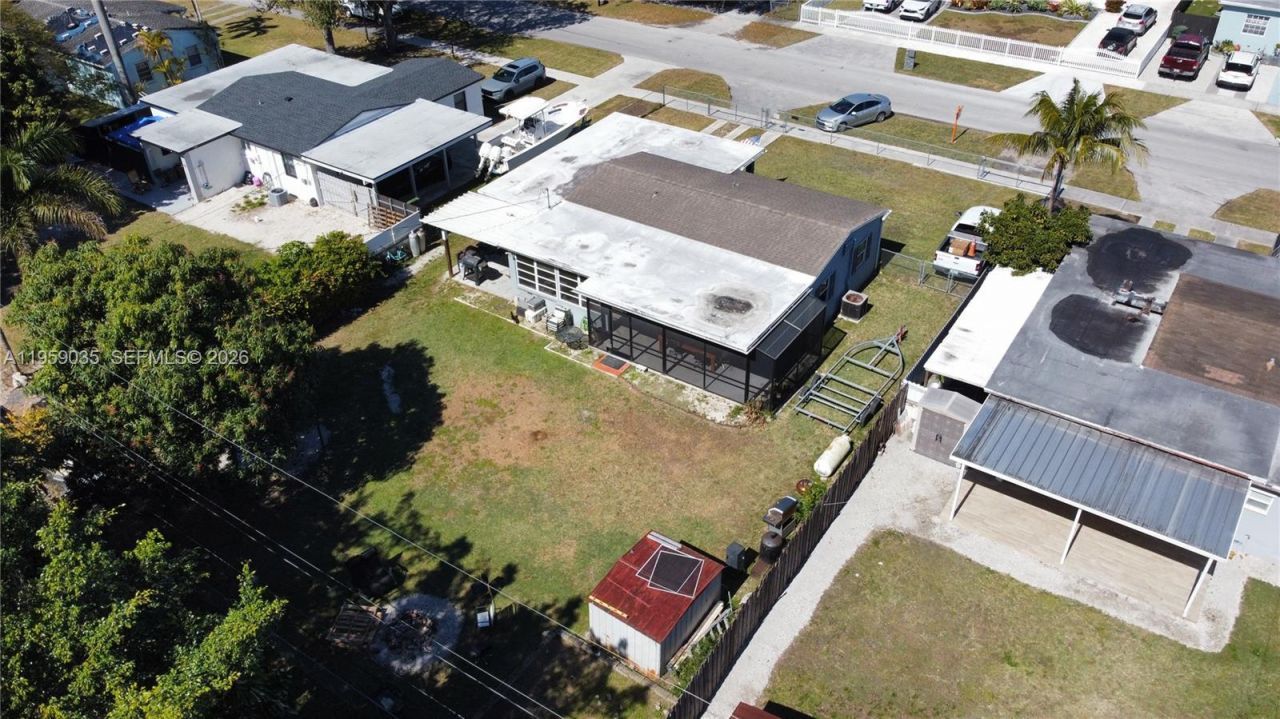 1560 NE 11th St, Homestead, FL 33033 Photo