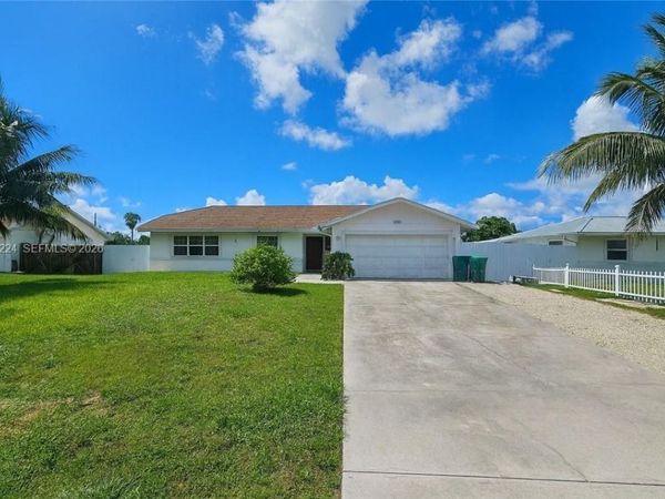 5010 SW 31st AVE, Naples, FL 34116