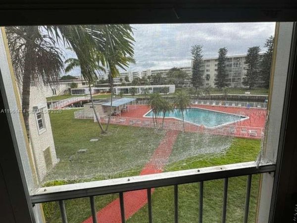 2859 Leonard Dr, Unit G307, Aventura, FL 33160