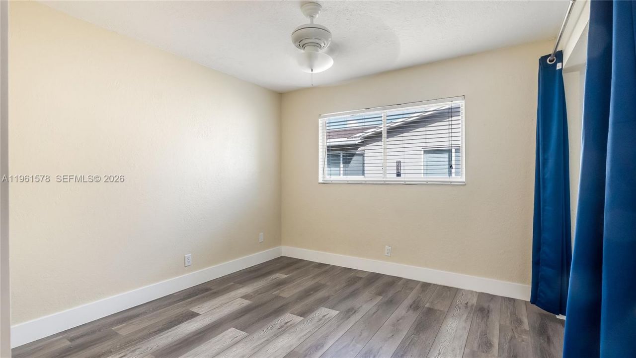 9501 NW 8th St, Pembroke Pines, FL 33024 Photo