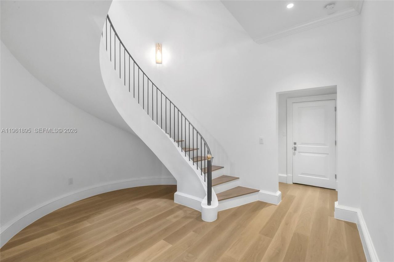 2609 Anderson Rd , Unit 2609, Coral Gables, FL 33134 Photo