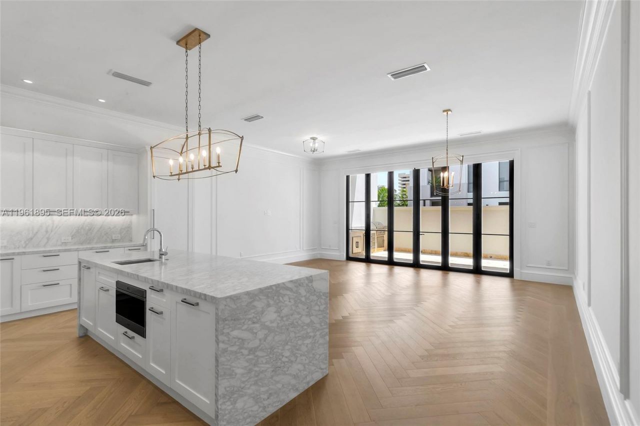 2609 Anderson Rd , Unit 2609, Coral Gables, FL 33134 Photo