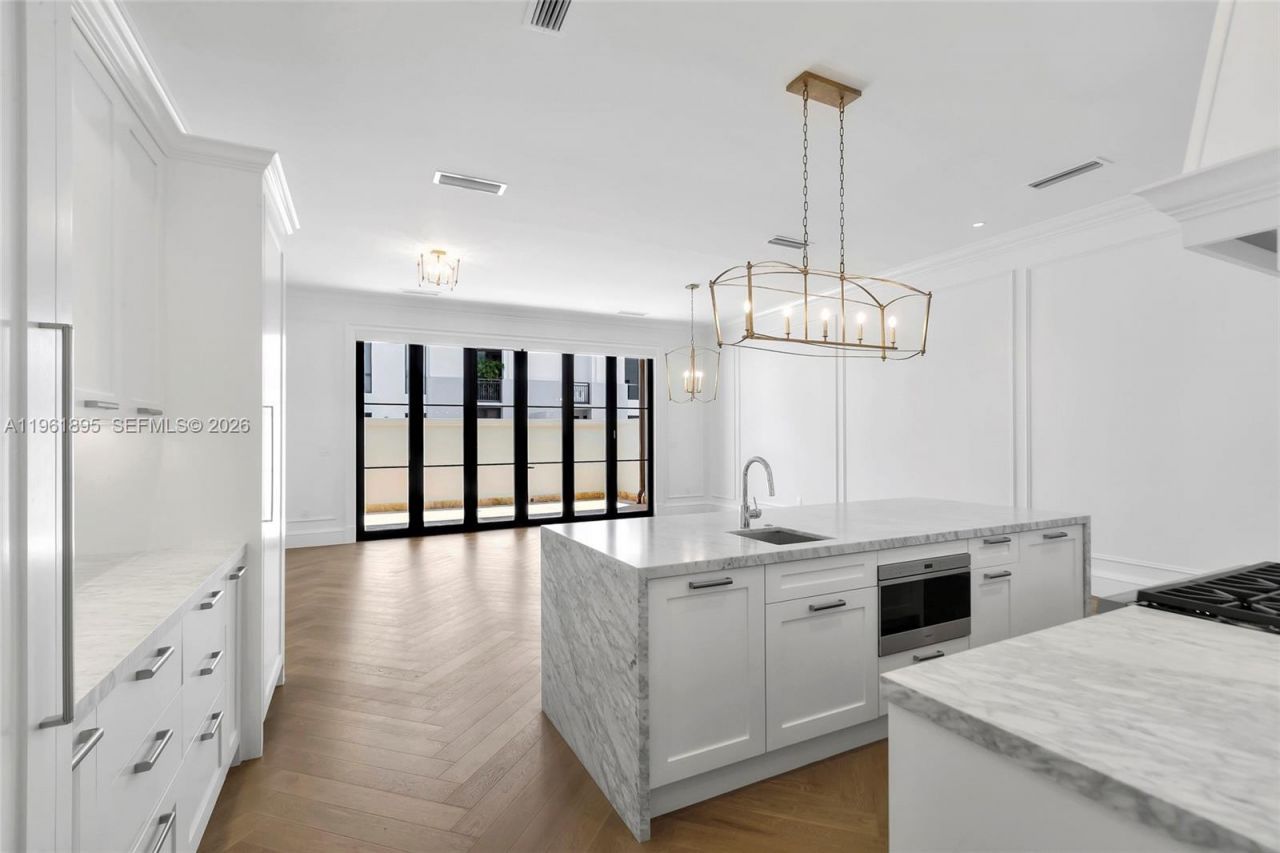 2609 Anderson Rd , Unit 2609, Coral Gables, FL 33134 Photo