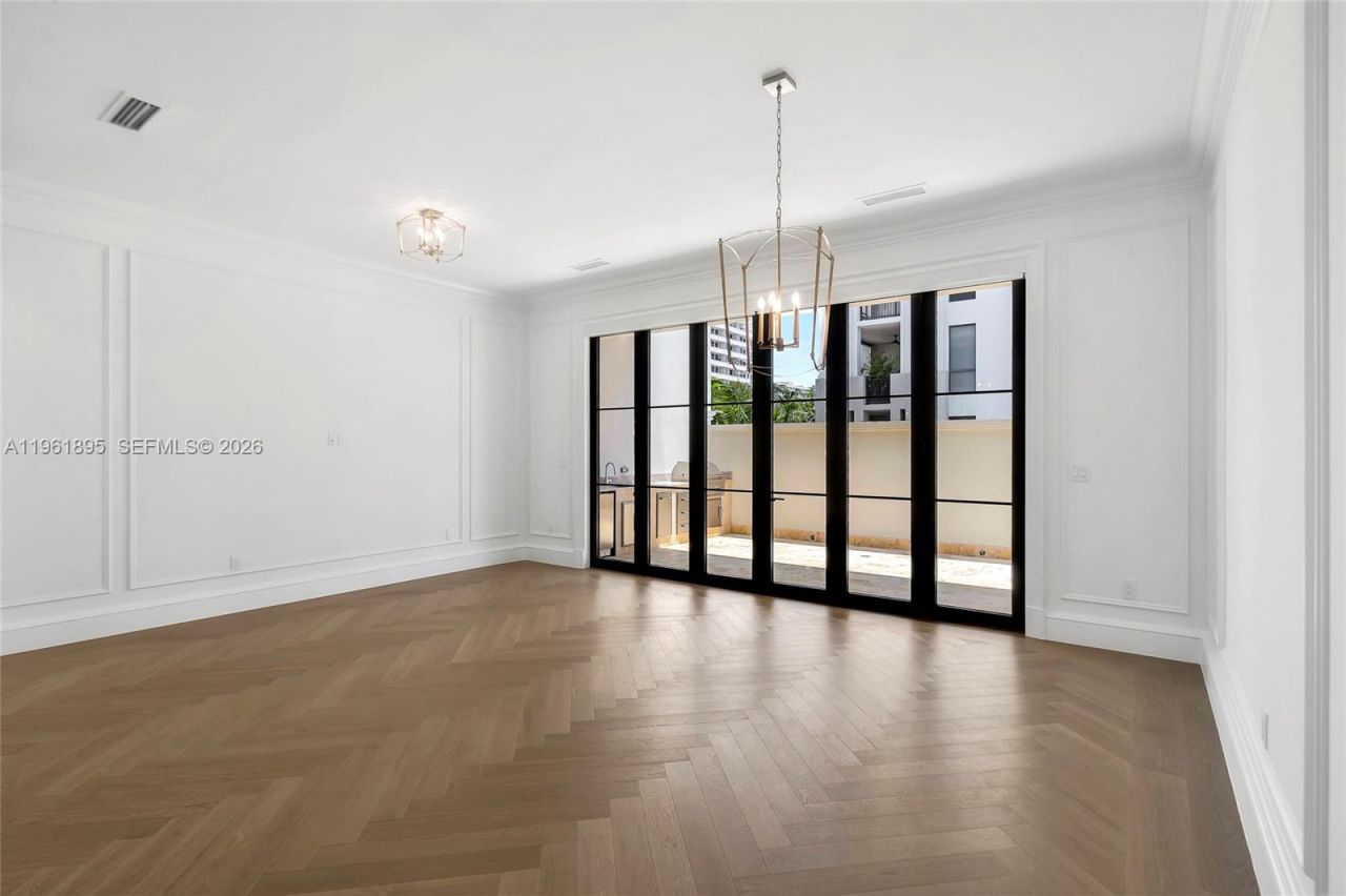 2609 Anderson Rd , Unit 2609, Coral Gables, FL 33134 Photo