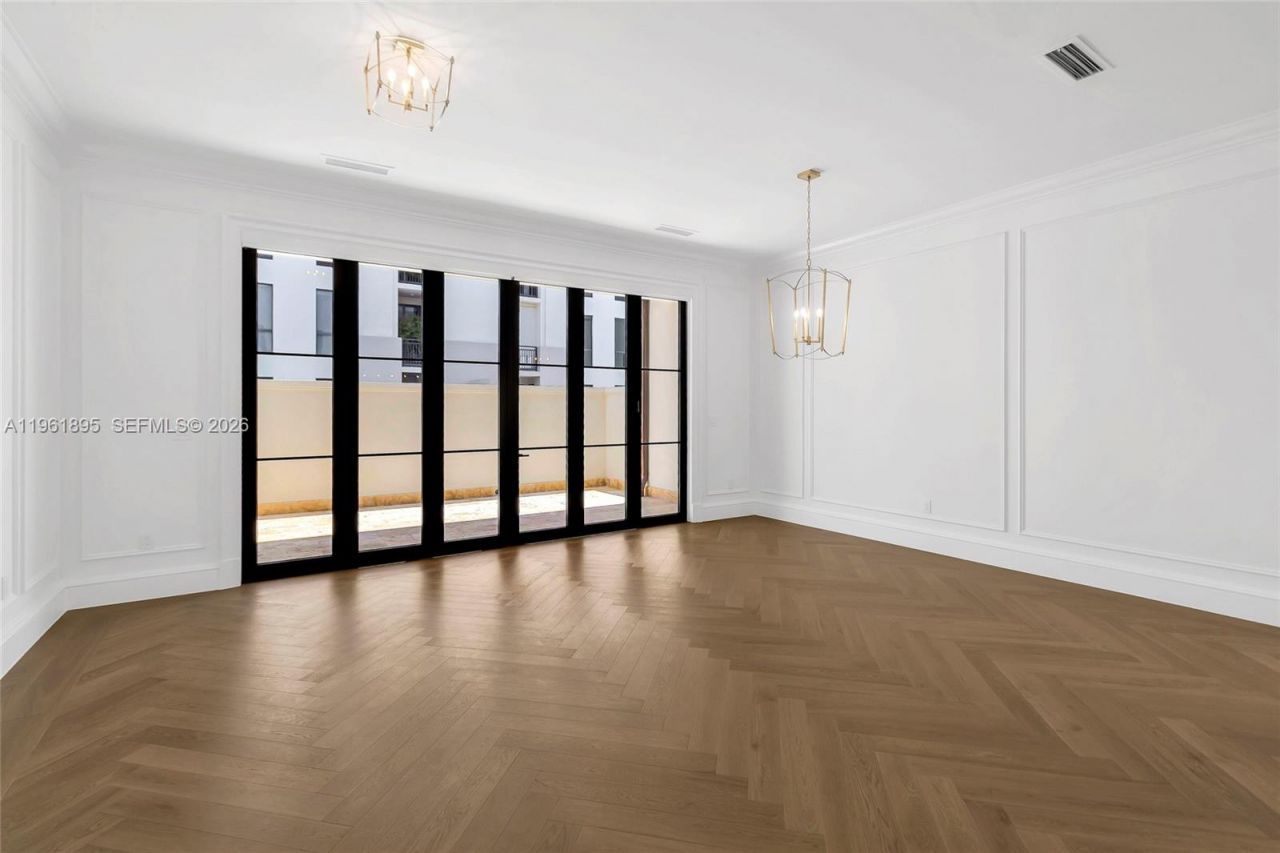 2609 Anderson Rd , Unit 2609, Coral Gables, FL 33134 Photo