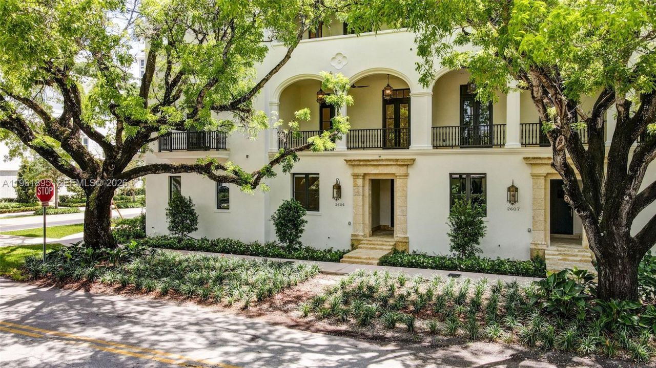 2609 Anderson Rd , Unit 2609, Coral Gables, FL 33134 Photo