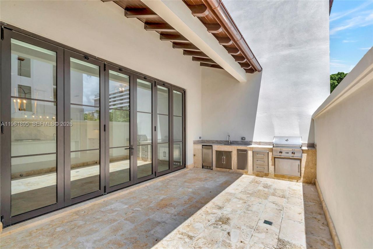 2609 Anderson Rd , Unit 2609, Coral Gables, FL 33134 Photo