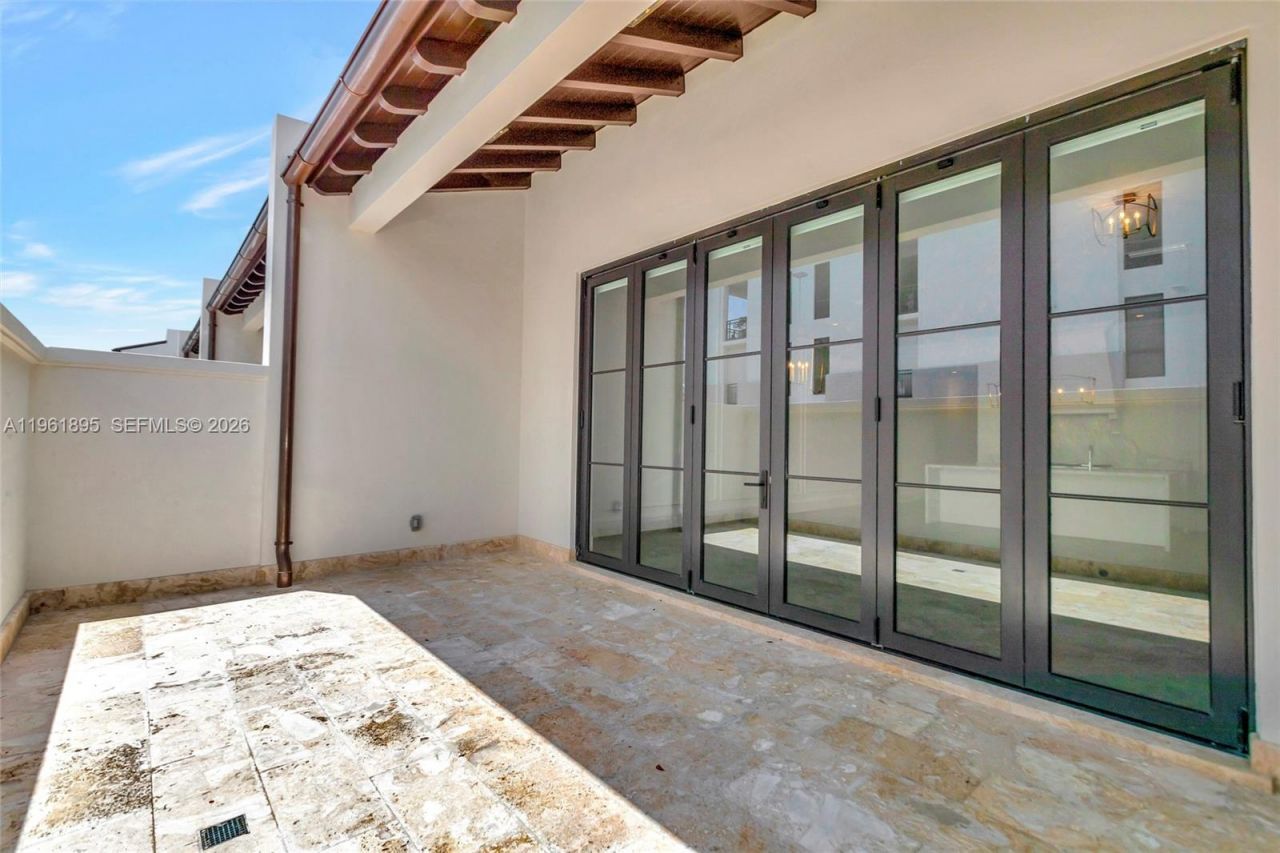 2609 Anderson Rd , Unit 2609, Coral Gables, FL 33134 Photo