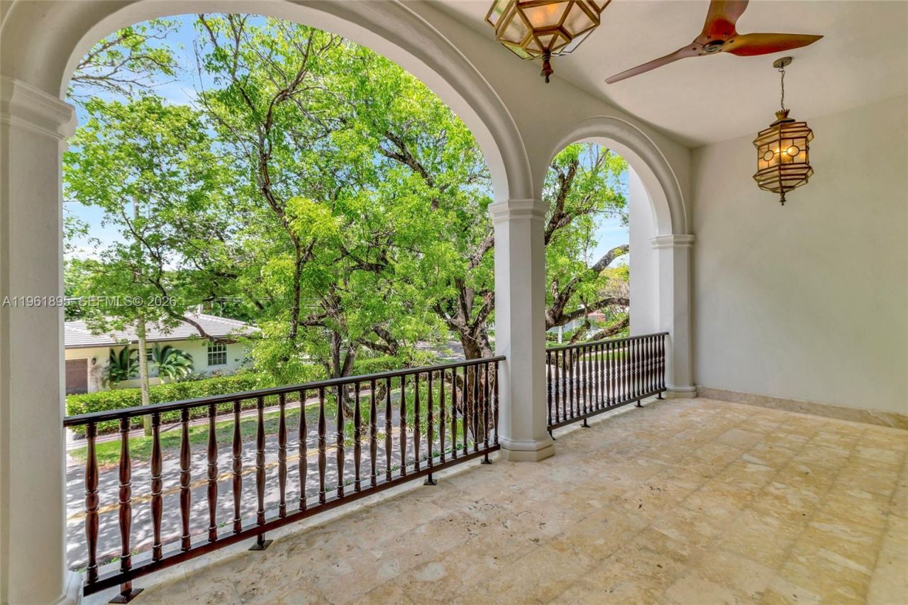 2609 Anderson Rd , Unit 2609, Coral Gables, FL 33134 Photo