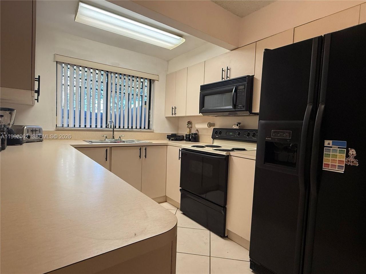 6500 Kendale Lakes Dr, Unit 114, Miami, FL 33183 Photo