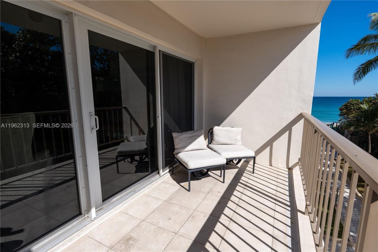 1021 Hillsboro Mile, Unit 204, Hillsboro Beach, FL 33062 Photo