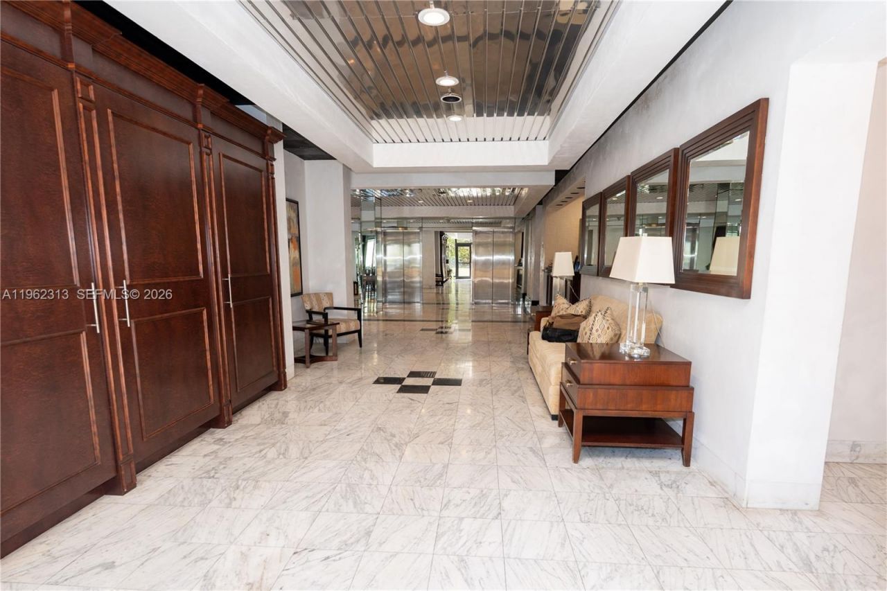 1021 Hillsboro Mile, Unit 204, Hillsboro Beach, FL 33062 Photo