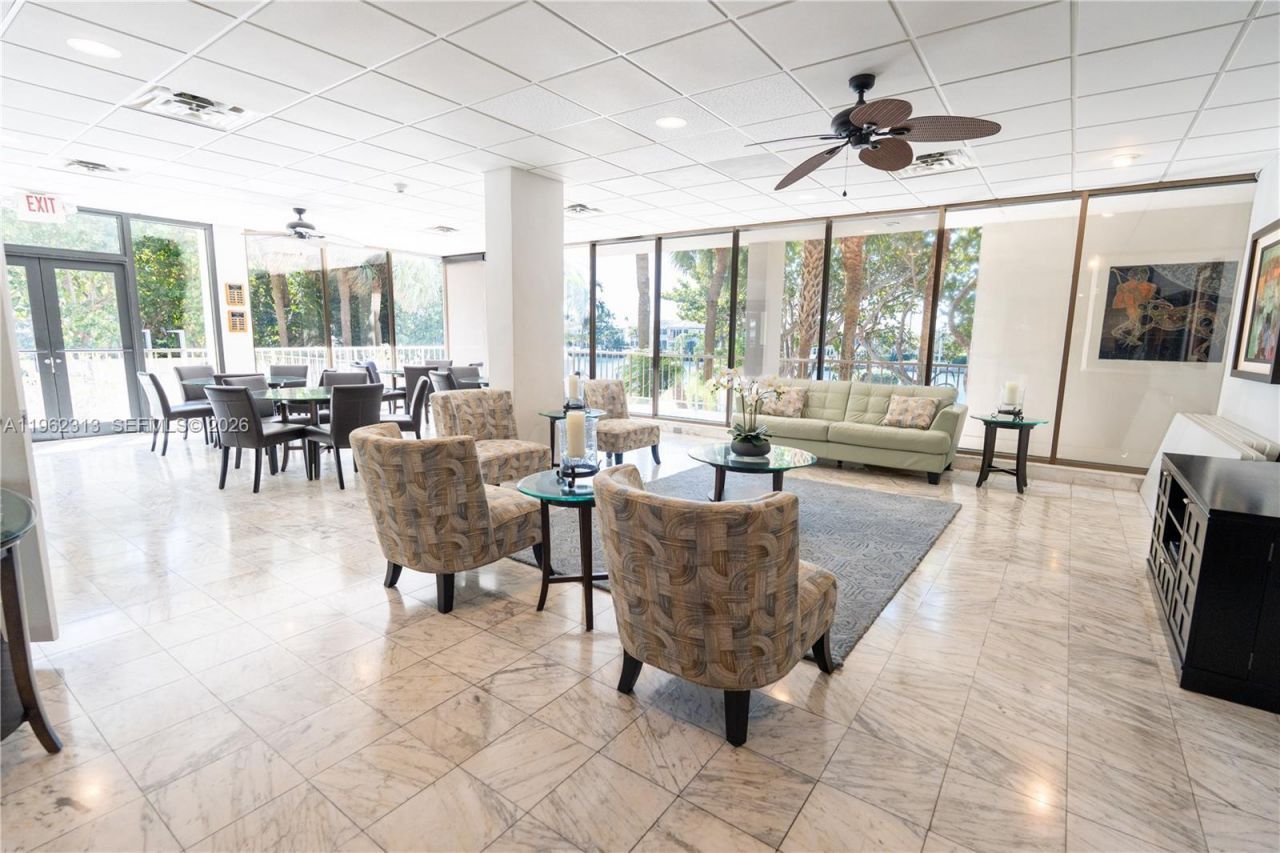 1021 Hillsboro Mile, Unit 204, Hillsboro Beach, FL 33062 Photo