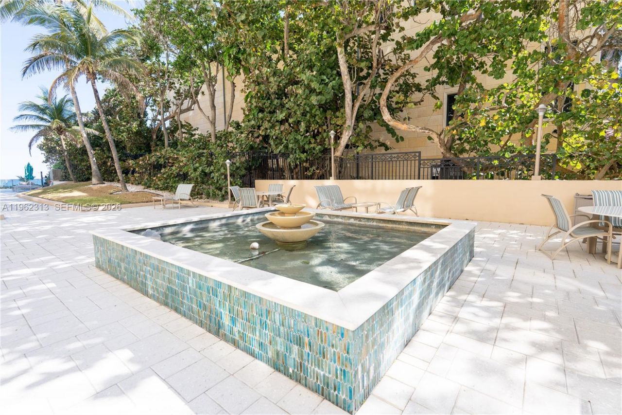 1021 Hillsboro Mile, Unit 204, Hillsboro Beach, FL 33062 Photo