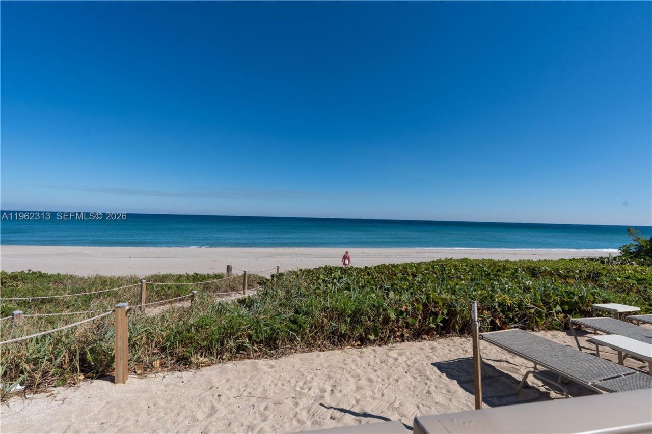 1021 Hillsboro Mile, Unit 204, Hillsboro Beach, FL 33062 Photo
