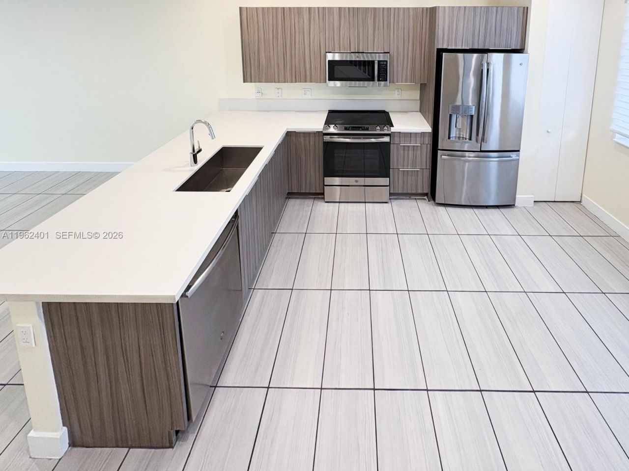 6416 NW 102nd Ct, Unit 120, Doral, FL 33178 Photo