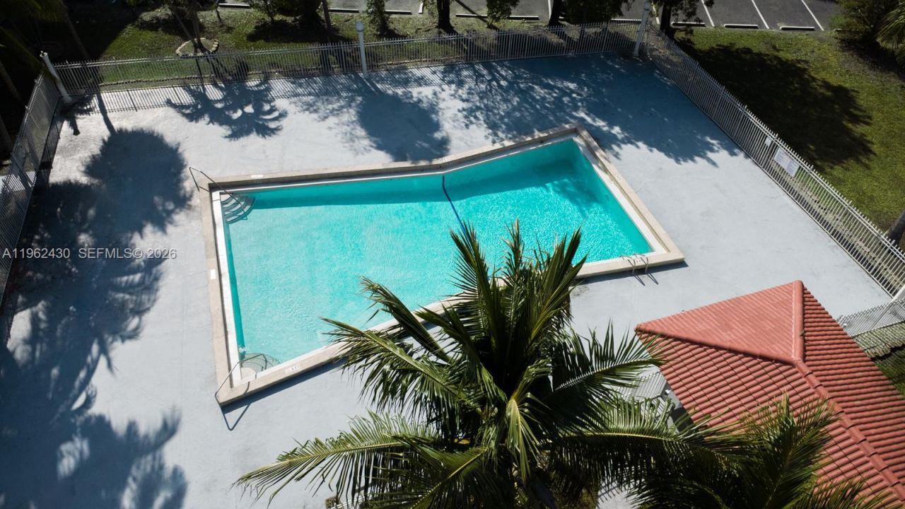 1655 W 44th Pl, Unit 538, Hialeah, FL 33012 Photo