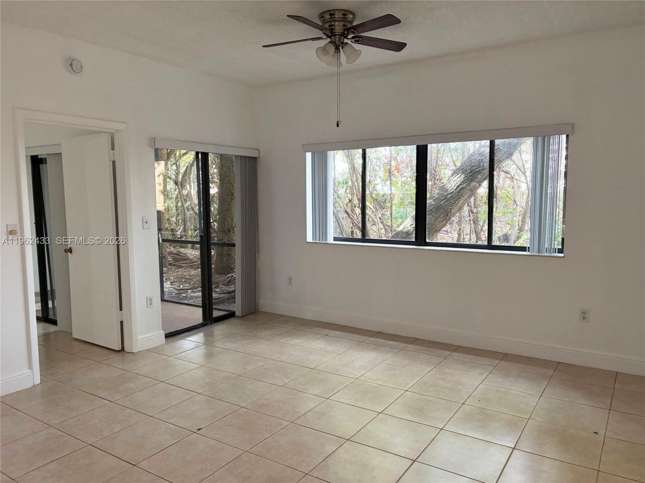 2445 SW 18th Ter, Unit 915, Fort Lauderdale, FL 33315 Photo
