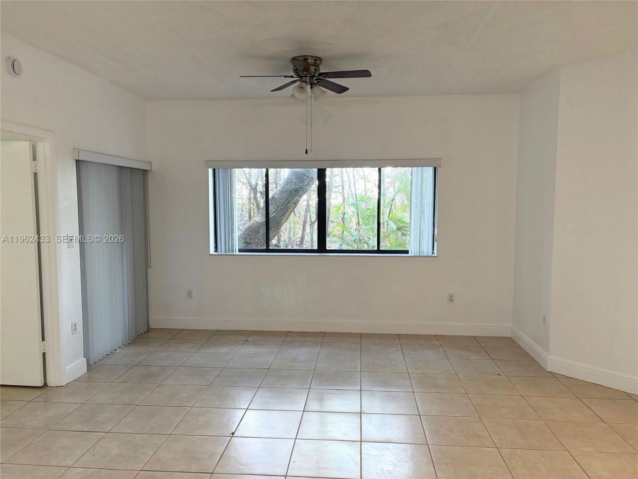 2445 SW 18th Ter, Unit 915, Fort Lauderdale, FL 33315 Photo