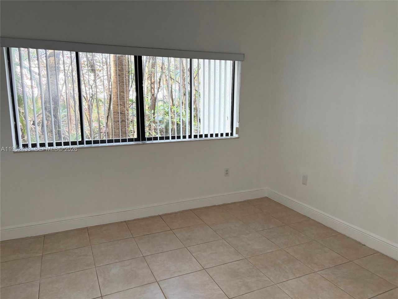 2445 SW 18th Ter, Unit 915, Fort Lauderdale, FL 33315 Photo