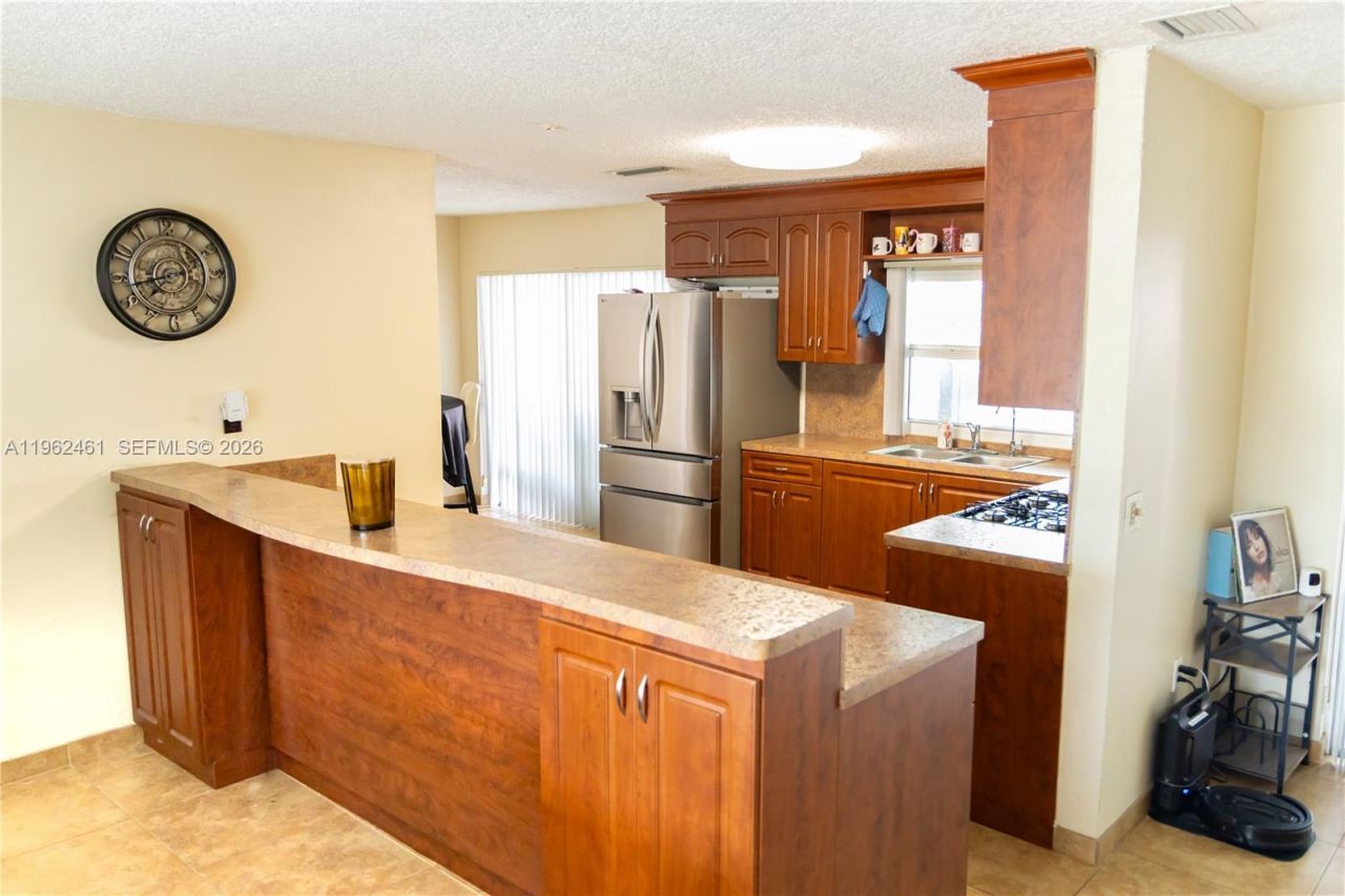 9161 NW 26th Pl, Sunrise, FL 33322 Photo